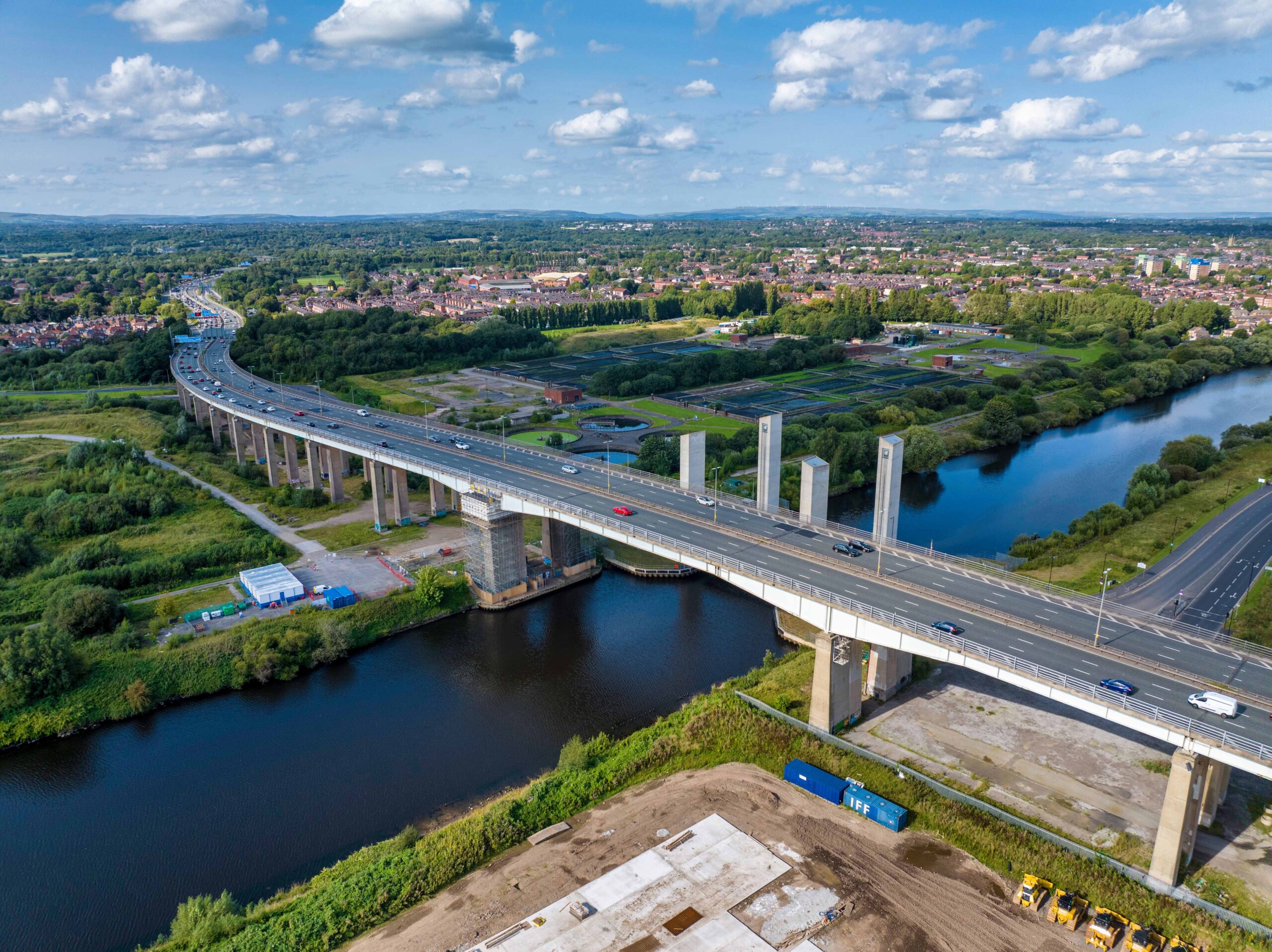 M60 Barton Bridge - Balvac